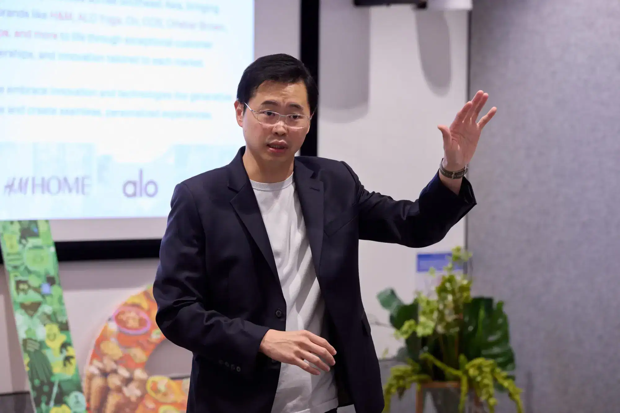 Image victor siow group chief data and analytics officer gill capital group