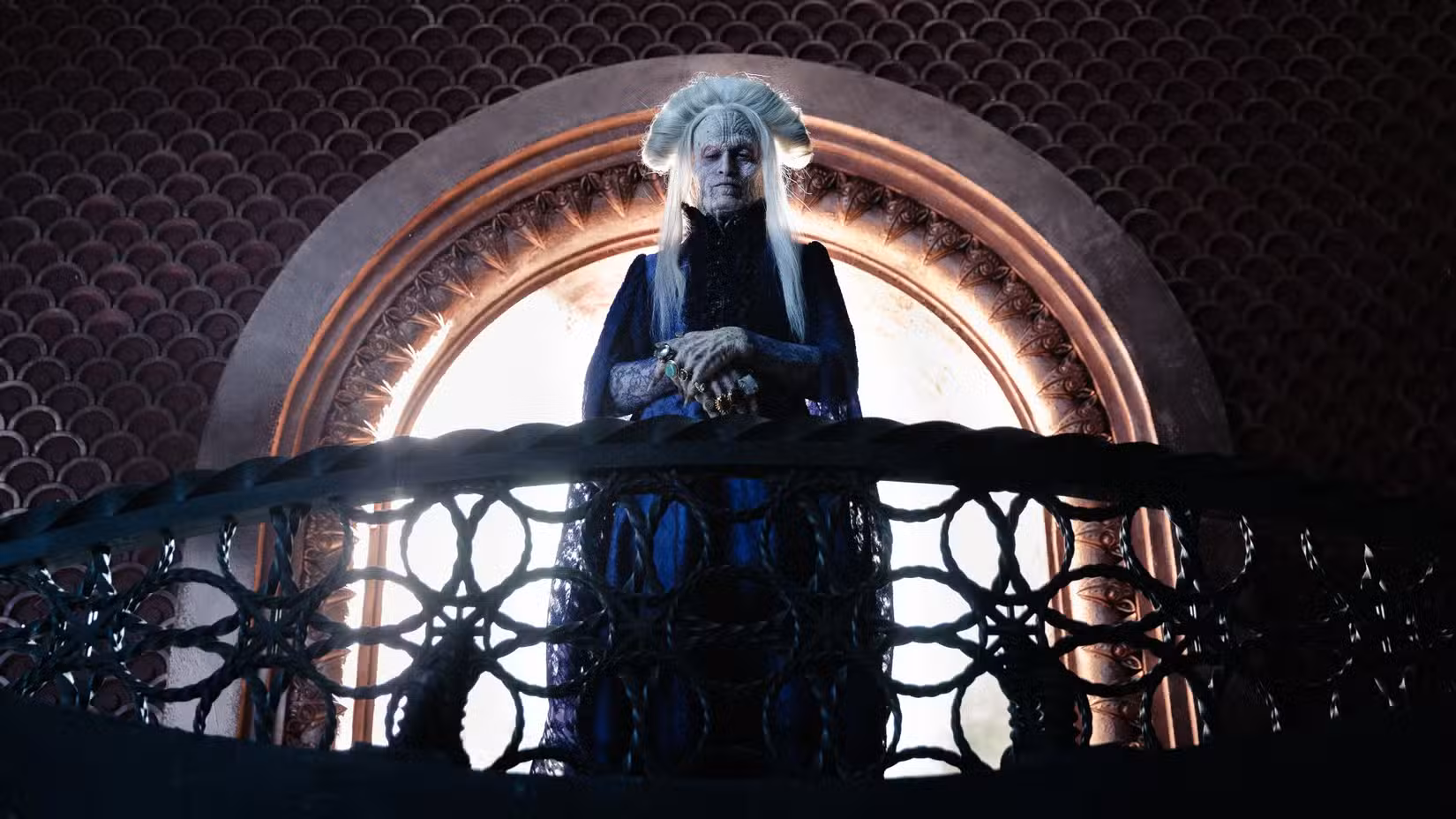 Caled landy jones as old dracula in dracula