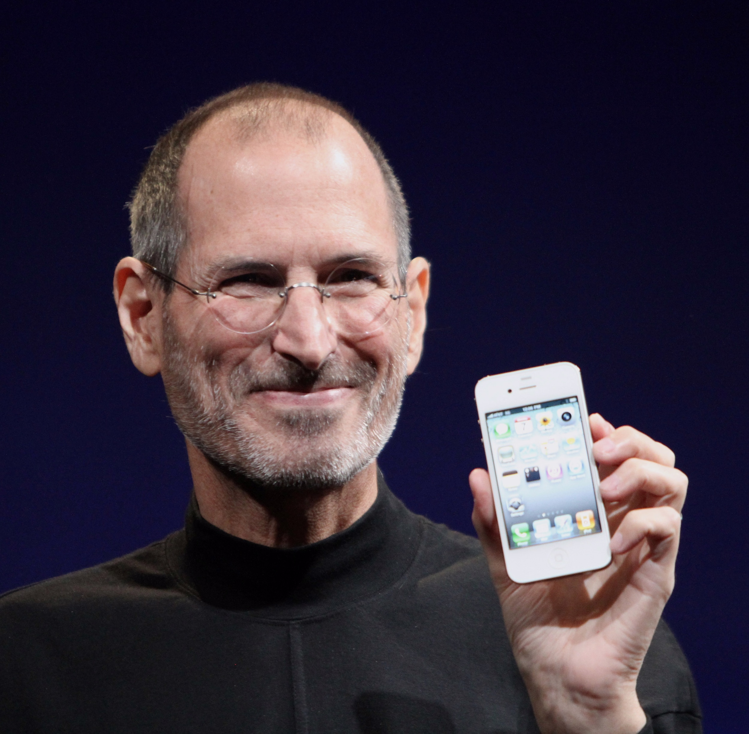 Steve Jobs ผู้ให้คำแนะนำที่ส่งต่อมาถึง Ternus ผ่าน Tim Cook (ภาพโดย Matthew Yohe, สัญญาอนุญาต CC BY-SA 3.0)