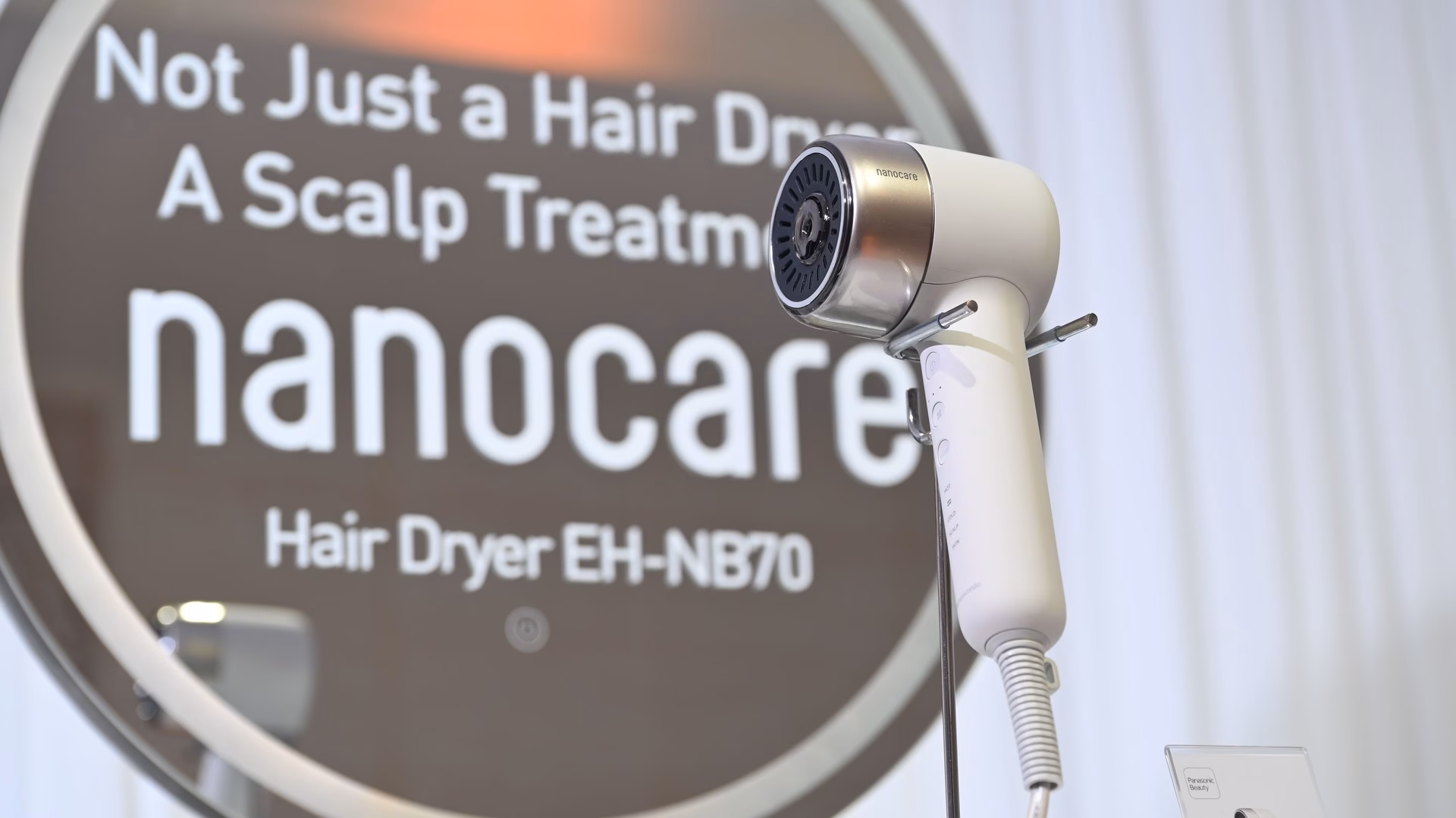 ไดร์เป่าผม Panasonic nanocare EH-NB70